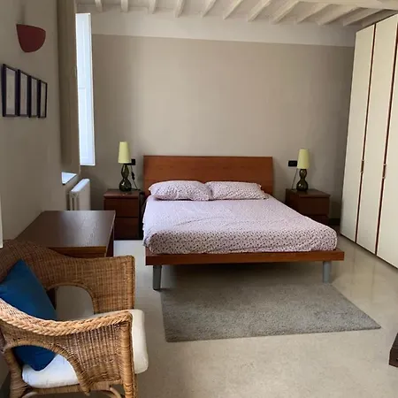 Apartment In Centro Storico A Lucca